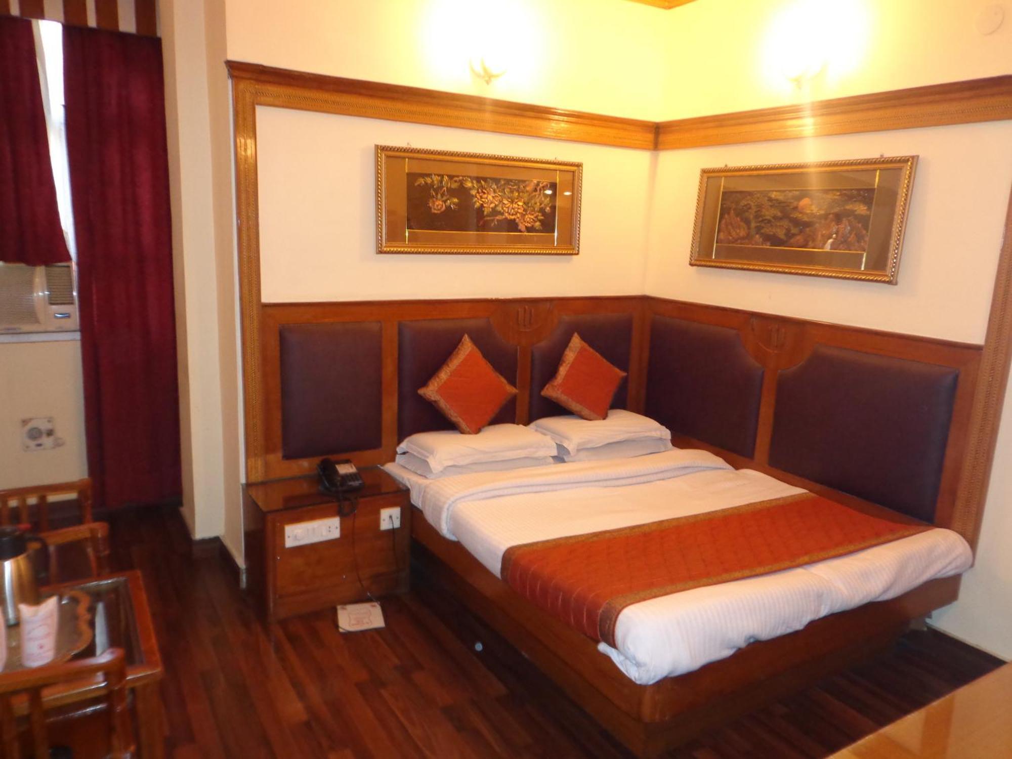 Hotel Lal'S Haveli New Delhi Bagian luar foto