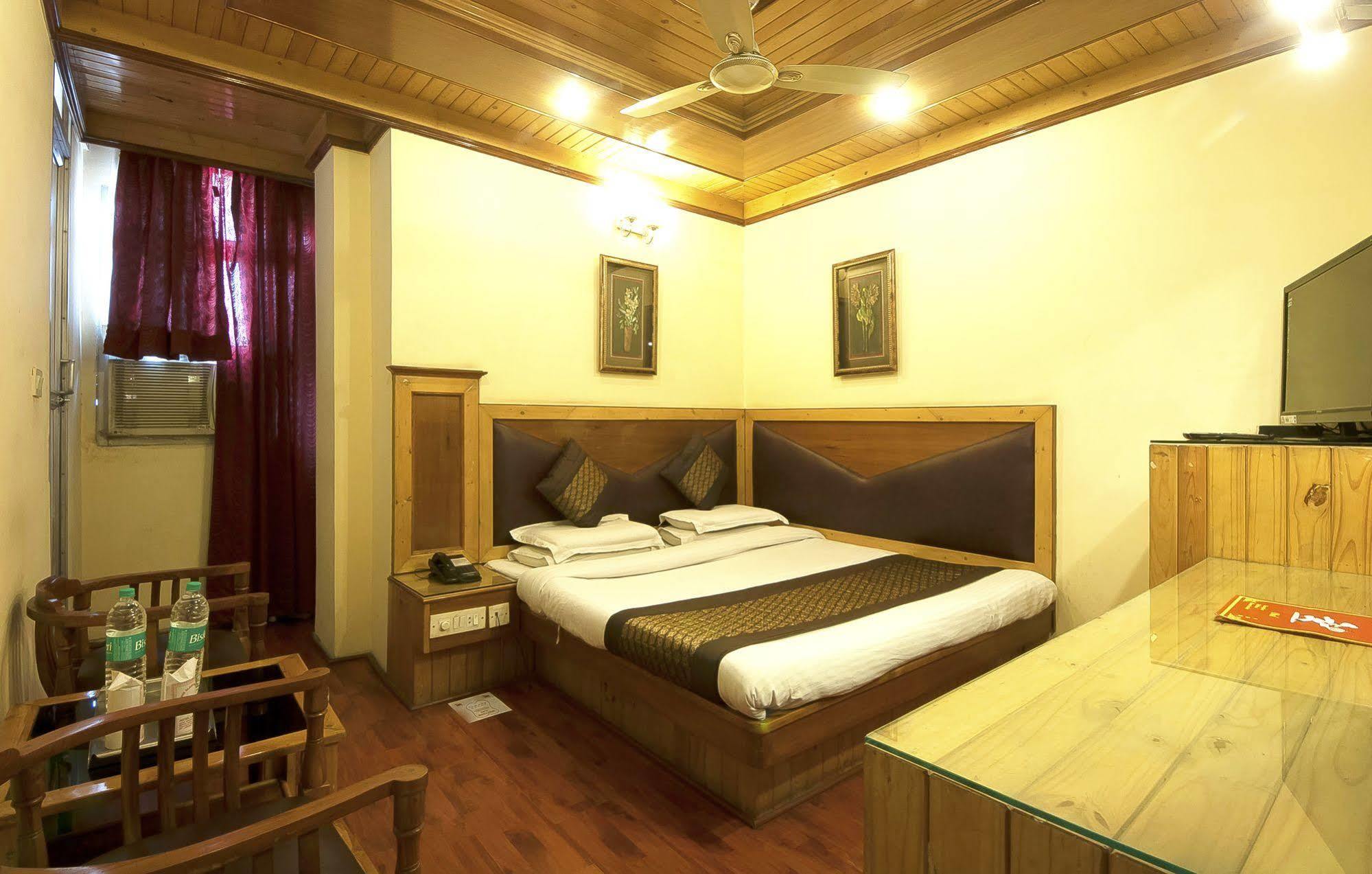 Hotel Lal'S Haveli New Delhi Bagian luar foto